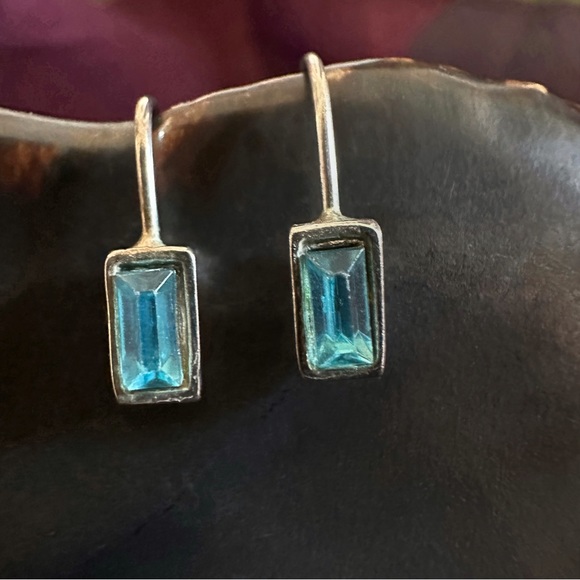 Dainty Silver Loop Earrings - Picture 1 of 3